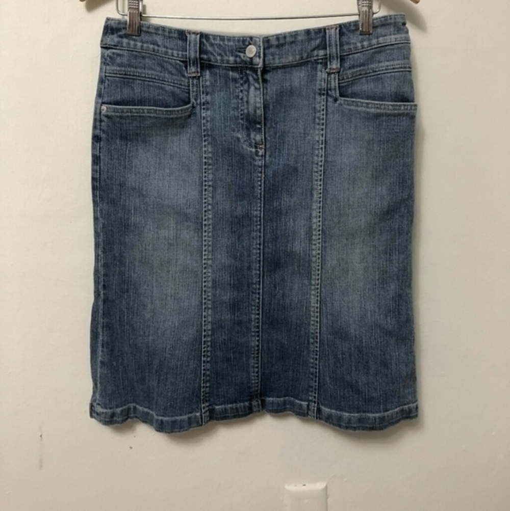 new york&company blue denim skirt size 6